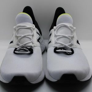 Men's New Balance Fresh Foam Roav White/Black Size 13
